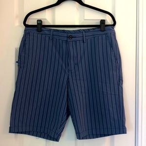 Tommy Bahama shorts size 34